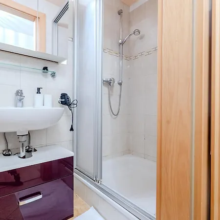 Apartman Whats-app Self-check-in - House