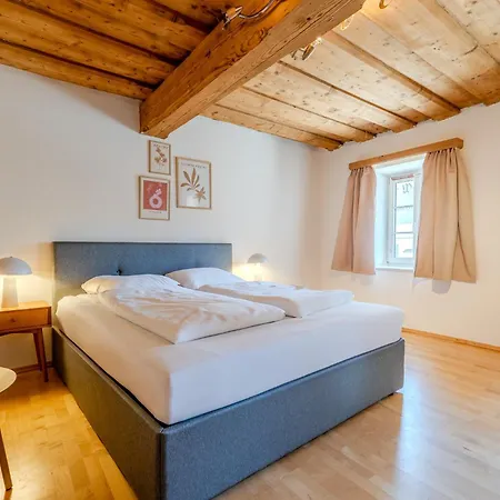Whats-app Self-check-in - House Apartment