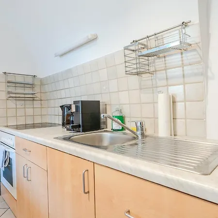 Whats-app Self-check-in - House באד אאוסי