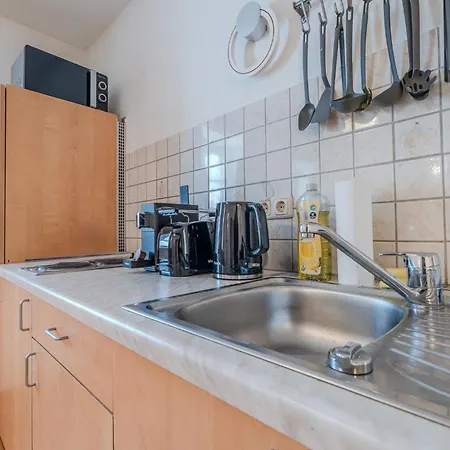 Apartment Whats-app Self-check-in - House