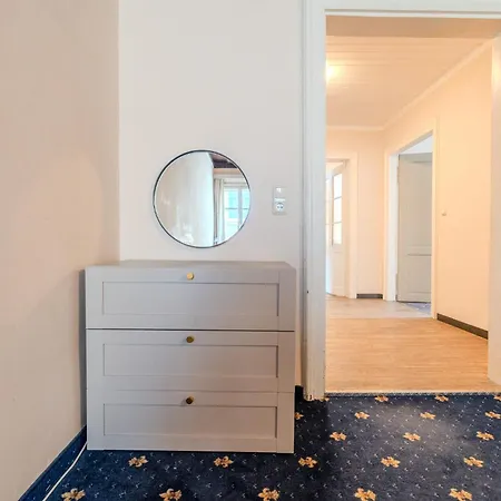 Apartment Whats-app Self-check-in - House