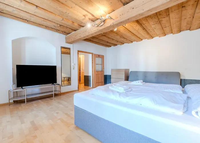 Whats-app Self-check-in - House * 巴特奥塞