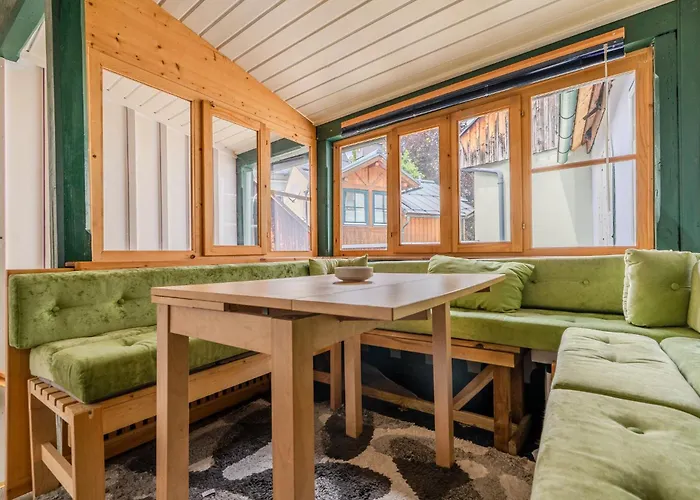 Whats-app Self-check-in - House Apartment