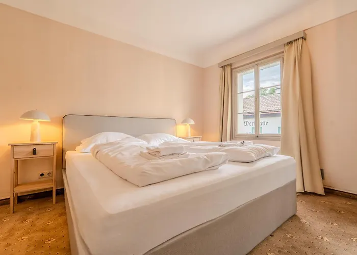 Whats-app Self-check-in - House 公寓 *